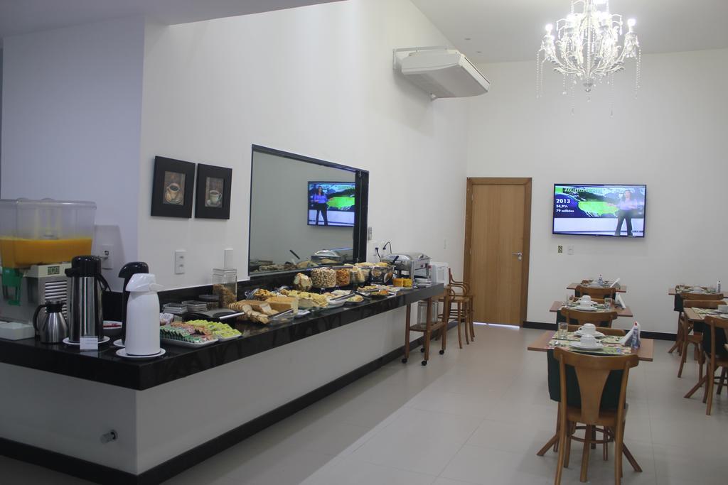 Pratti Hotel لينهارس المظهر الخارجي الصورة